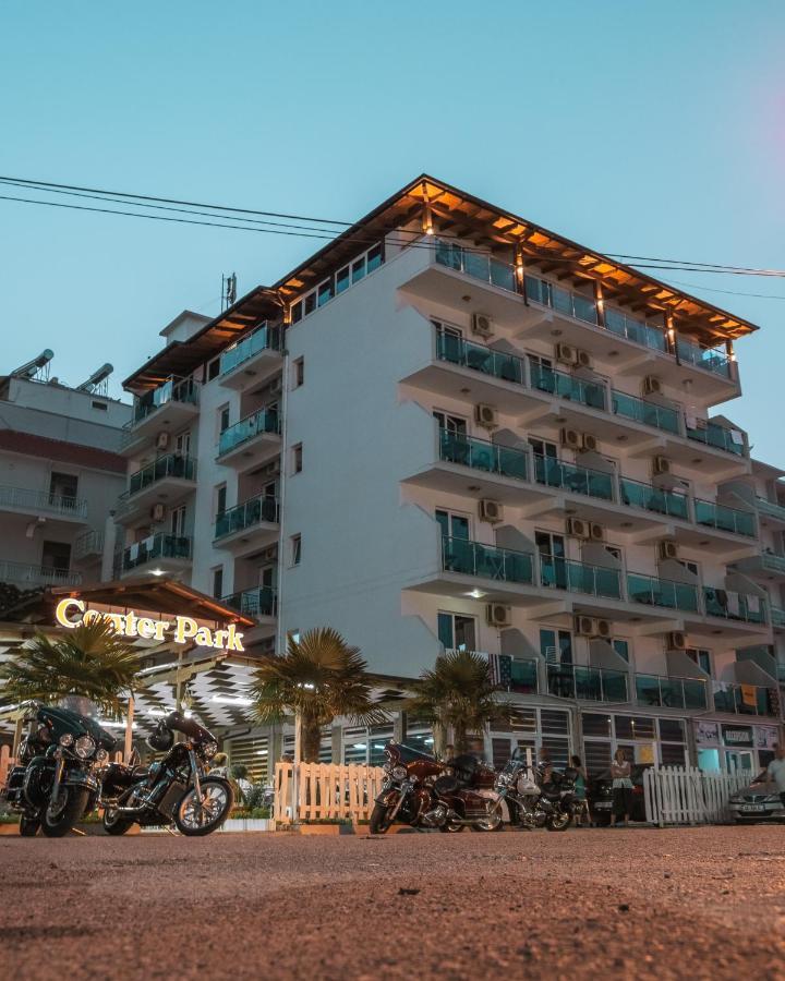 Center Park Hotell Velipojë Eksteriør bilde