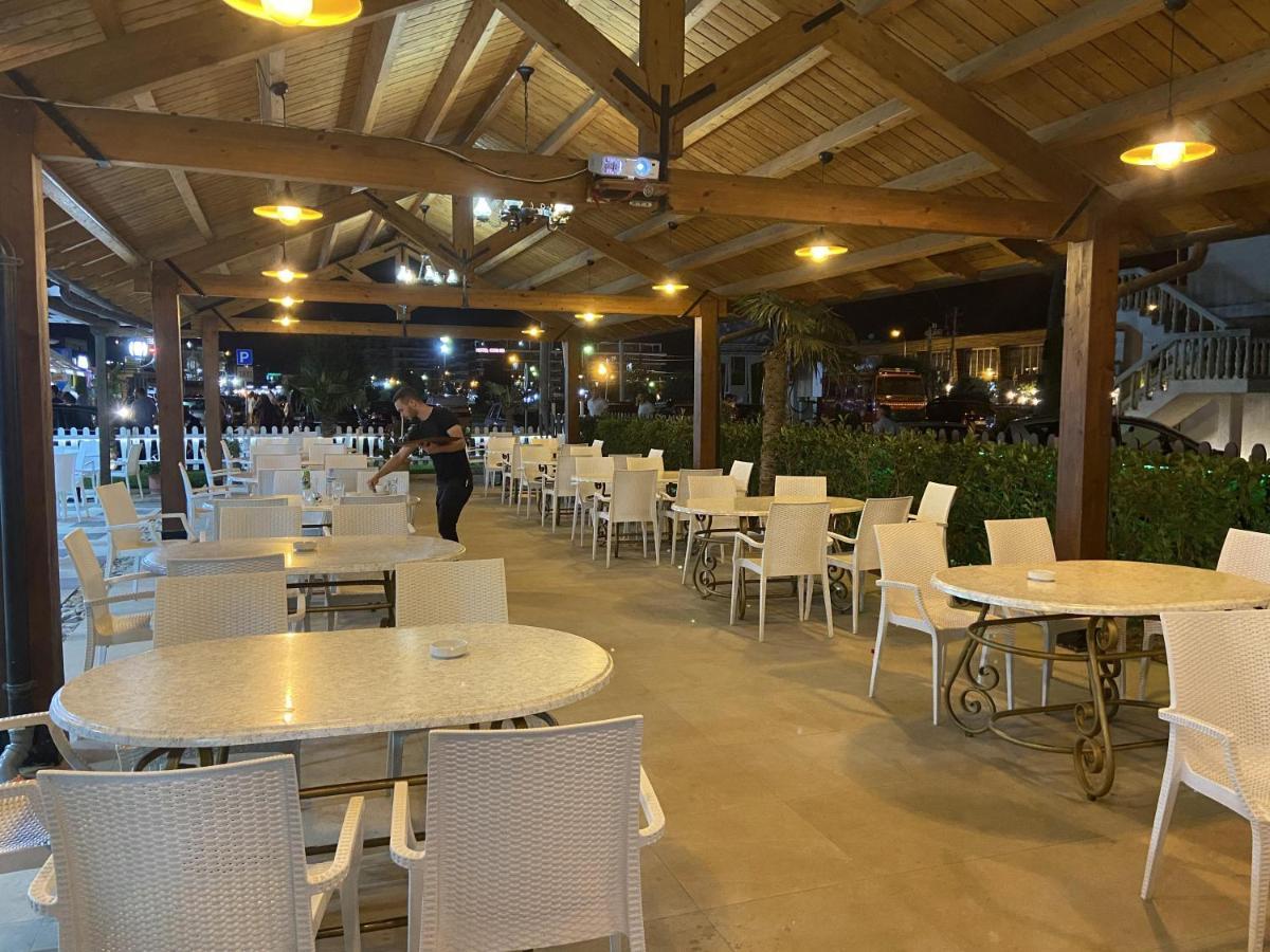 Center Park Hotell Velipojë Eksteriør bilde