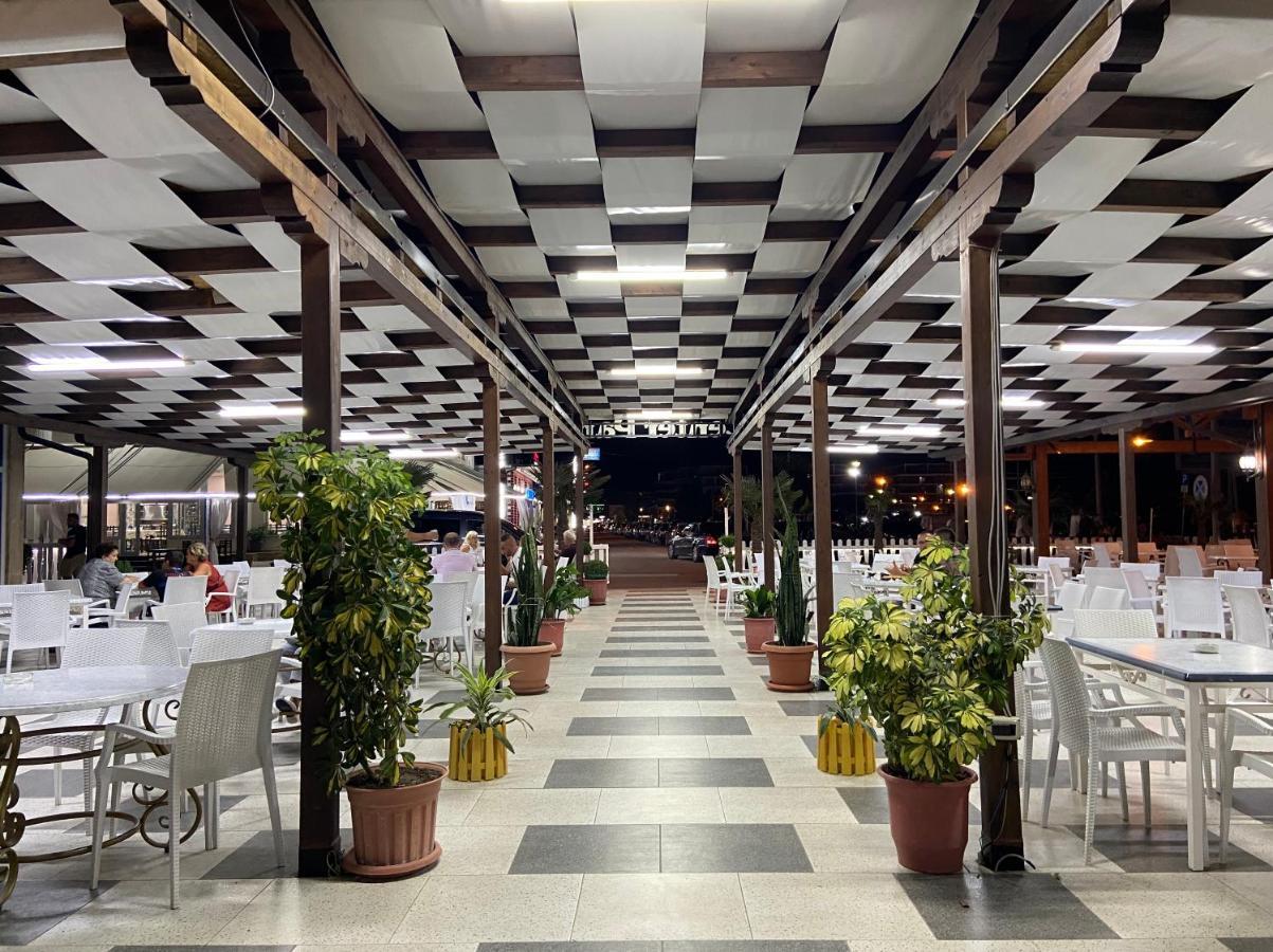 Center Park Hotell Velipojë Eksteriør bilde
