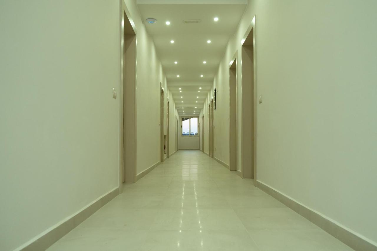 Center Park Hotell Velipojë Eksteriør bilde