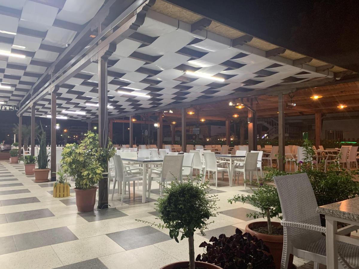 Center Park Hotell Velipojë Eksteriør bilde