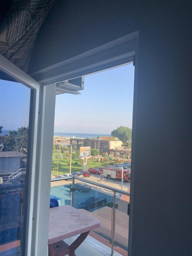 Center Park Hotell Velipojë Eksteriør bilde