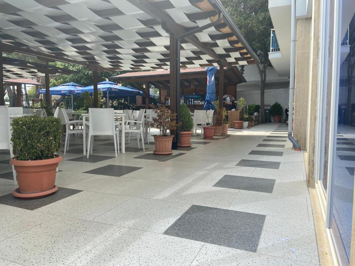 Center Park Hotell Velipojë Eksteriør bilde