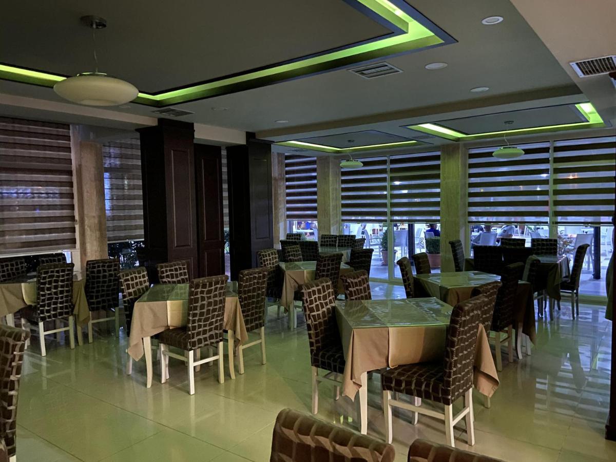 Center Park Hotell Velipojë Eksteriør bilde
