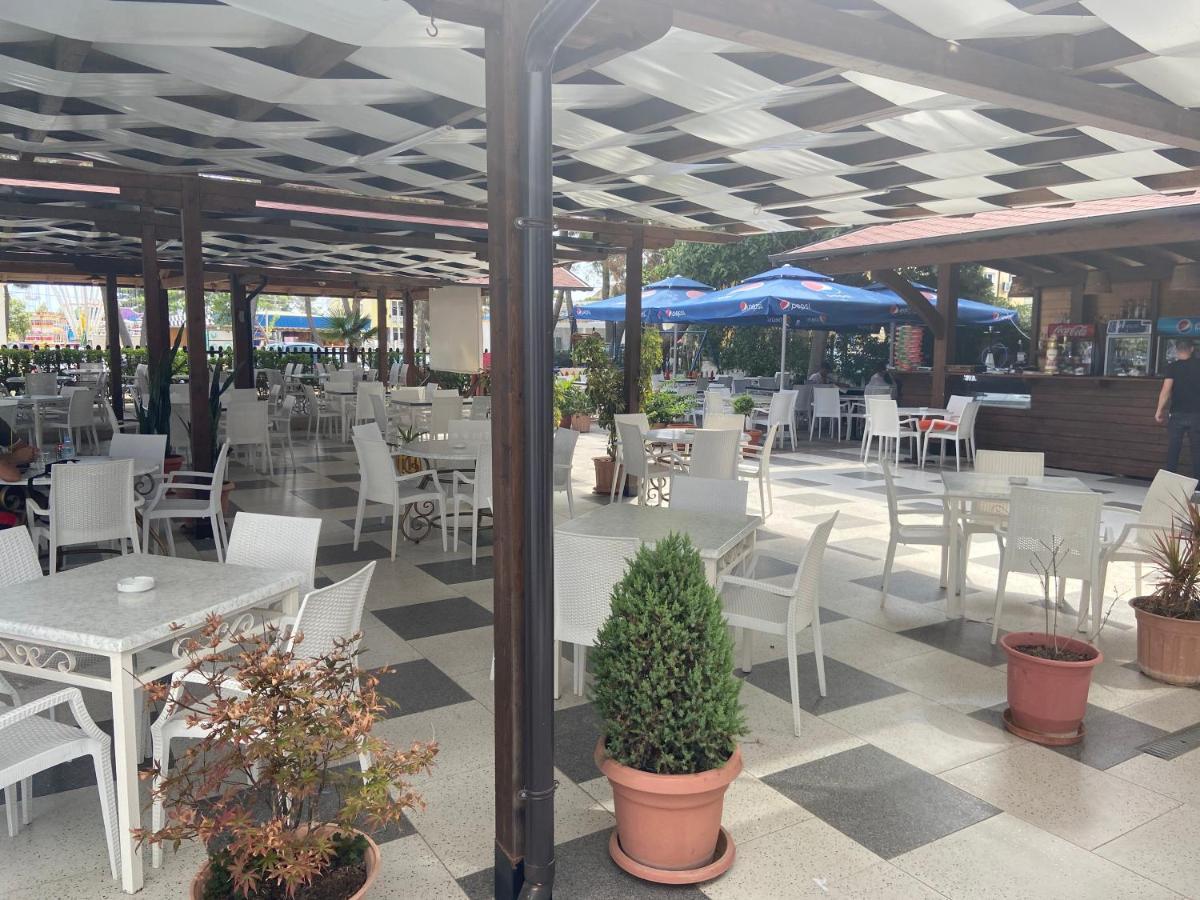Center Park Hotell Velipojë Eksteriør bilde